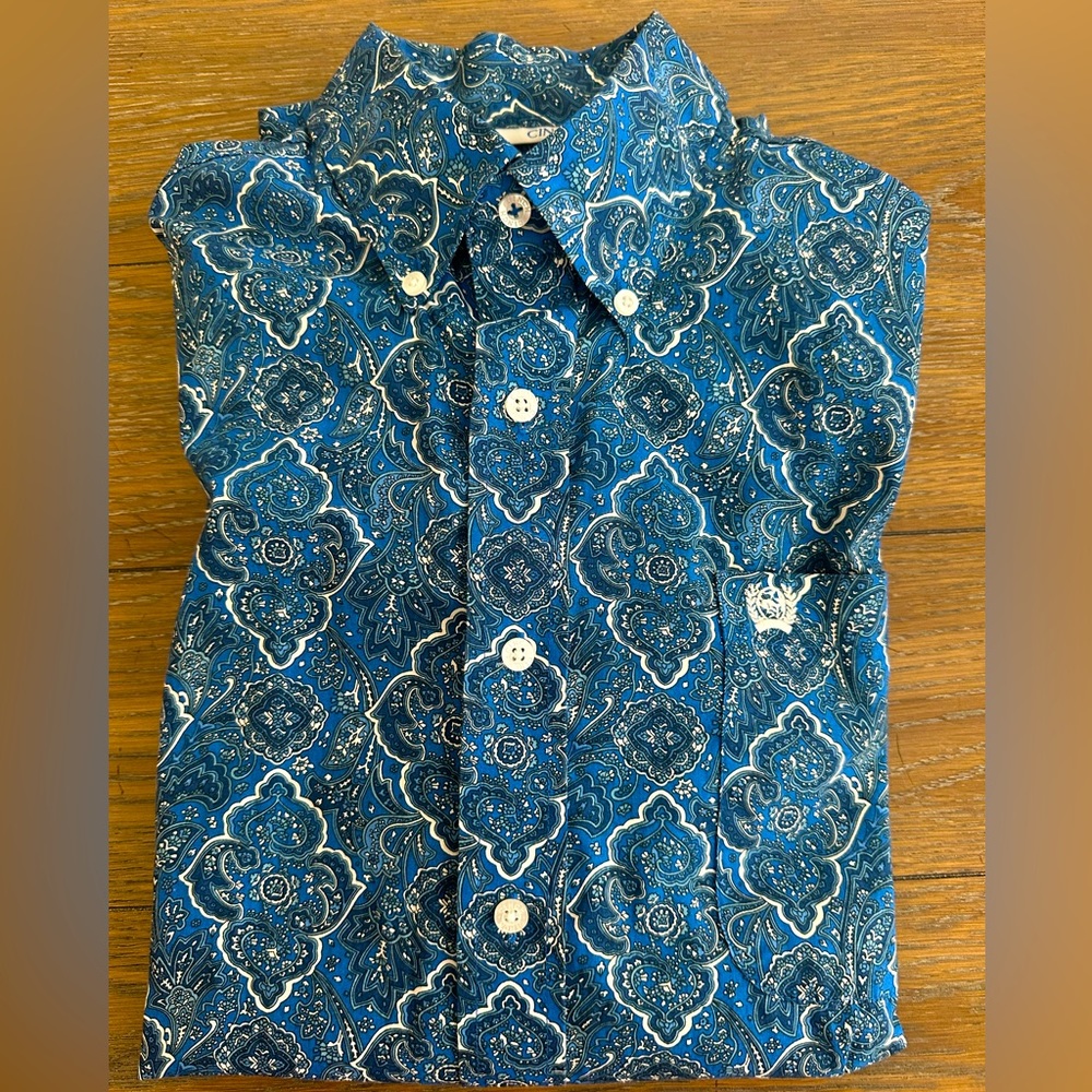 Cinch long sleeve button down size small